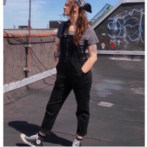 Universal Standard Olivia Black Denim Overalls XS size 12